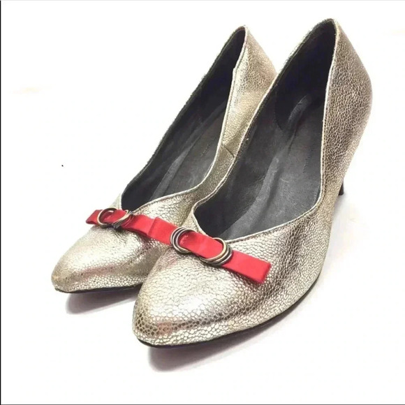 Anthro Pilcro and Letterpress Metallic Heels - Picture 2 of 8